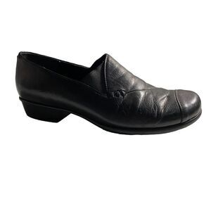 Munro Black Loafers Size 7